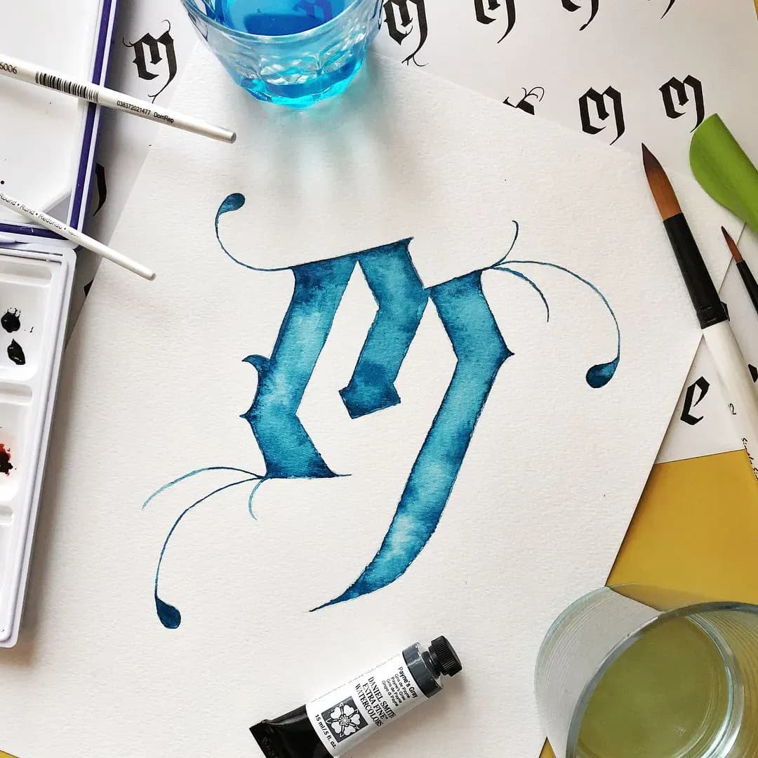 creatyum-media-monogram-project-01.webp