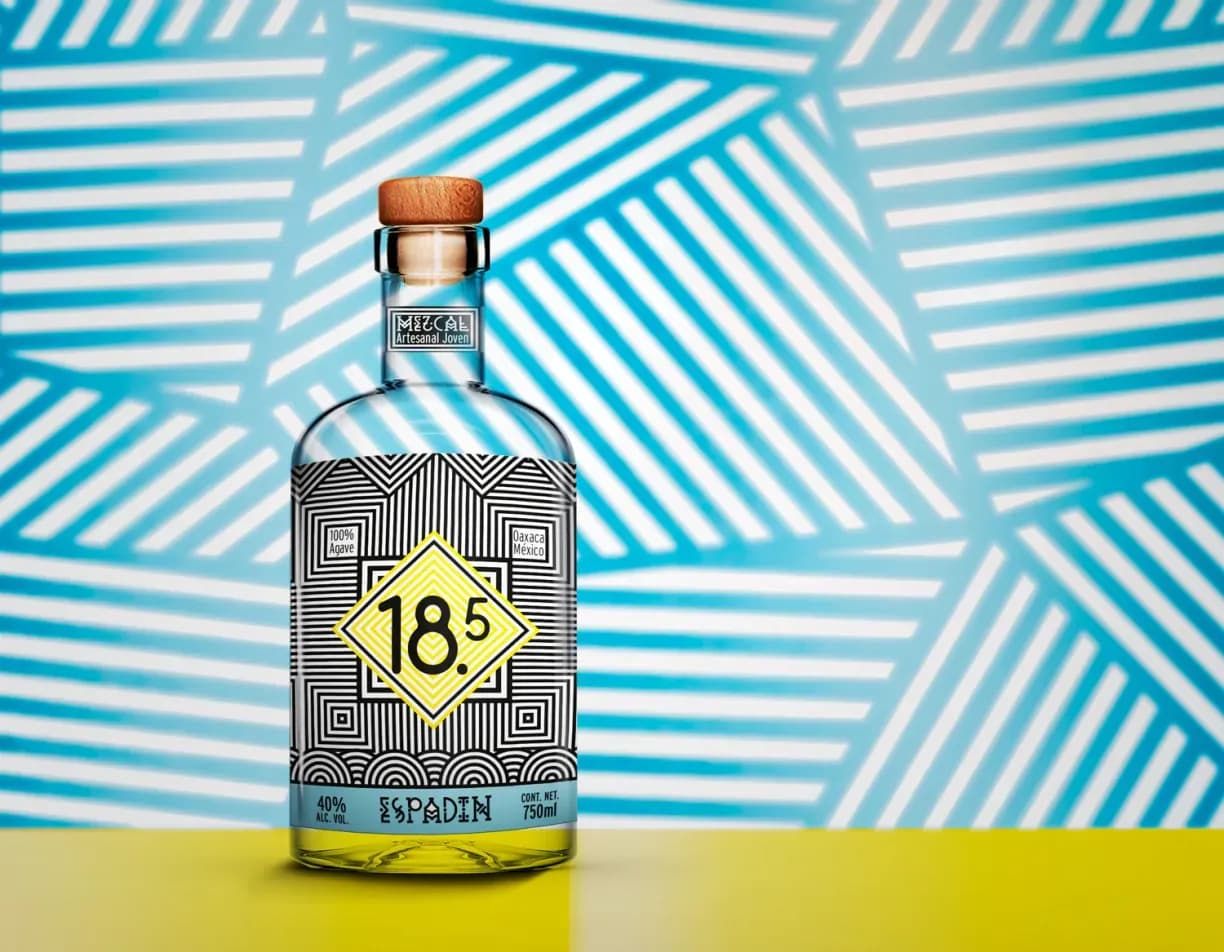 creatyum-media-brandwatch-mezcal-artesanal-joven.webp